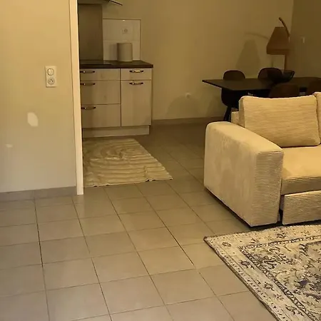 Dream Appartement!! Spacieux ,calme Au Rez-de-chaussee Appartement Bourg-en-Bresse