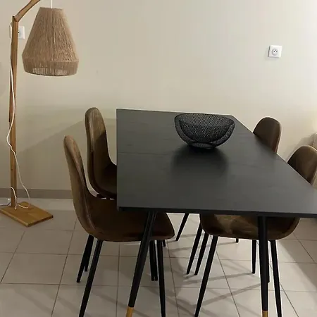 Dream Appartement!! Spacieux ,calme Au Rez-de-chaussee * Bourg-en-Bresse